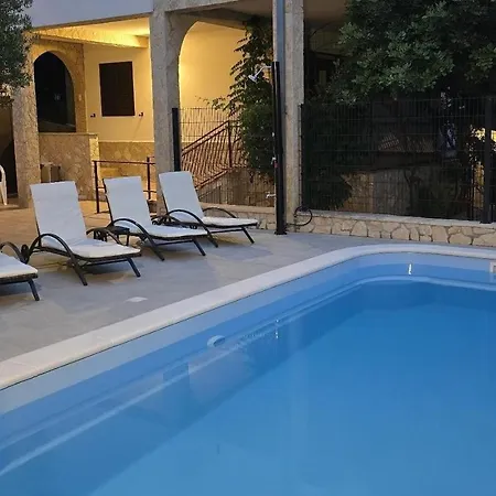 Family-friendly With Swimming Pool Businci, Ciovo - 25833 Apartman Trogir