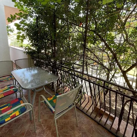 Apartman Family-friendly With Swimming Pool Businci, Ciovo - 25833 *