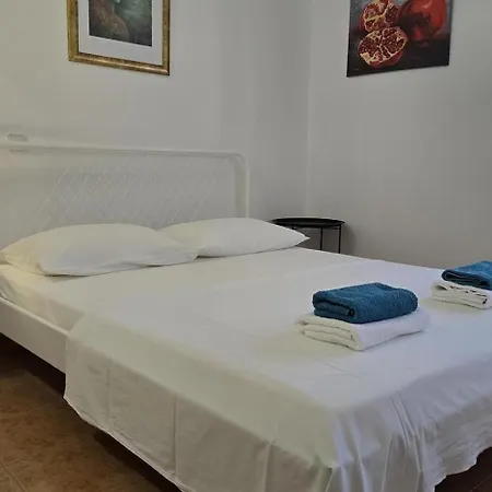 Family-friendly With Swimming Pool Businci, Ciovo - 25833 Appartement Trogir